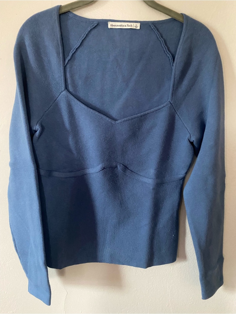 Abercrombie & Fitch Blue Long-Sleeve Sweetheart Neck Top